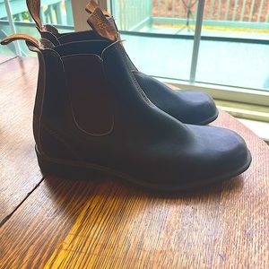 Blundstone men’s boots Sz 7